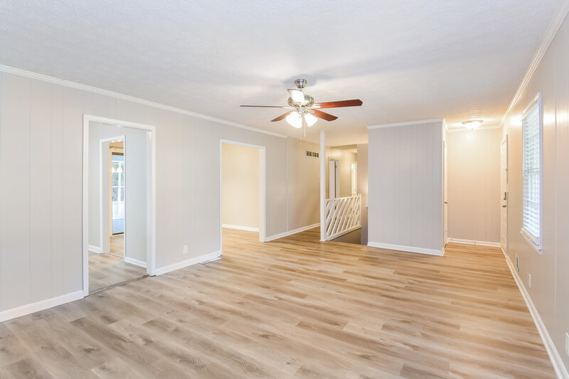 1,715/Mo, 2885 Kellogg Creek Rd Acworth, GA 30102 Living Room View 2