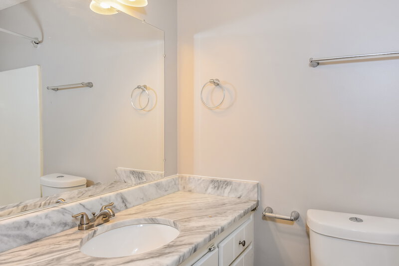 1,715/Mo, 2885 Kellogg Creek Rd Acworth, GA 30102 Main Bathroom View