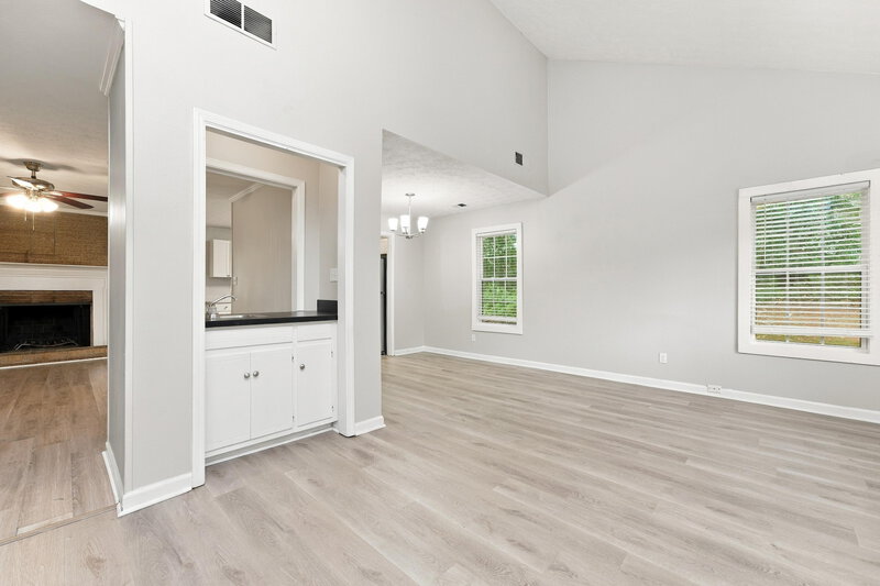 2,045/Mo, 4392 Hardwood Cir SW Lilburn, GA 30047 Living Room View 2