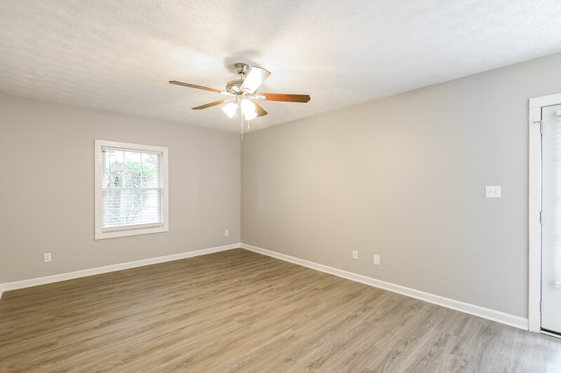 2,100/Mo, 4392 Hardwood Cir SW Lilburn, GA 30047 Main Bedroom View