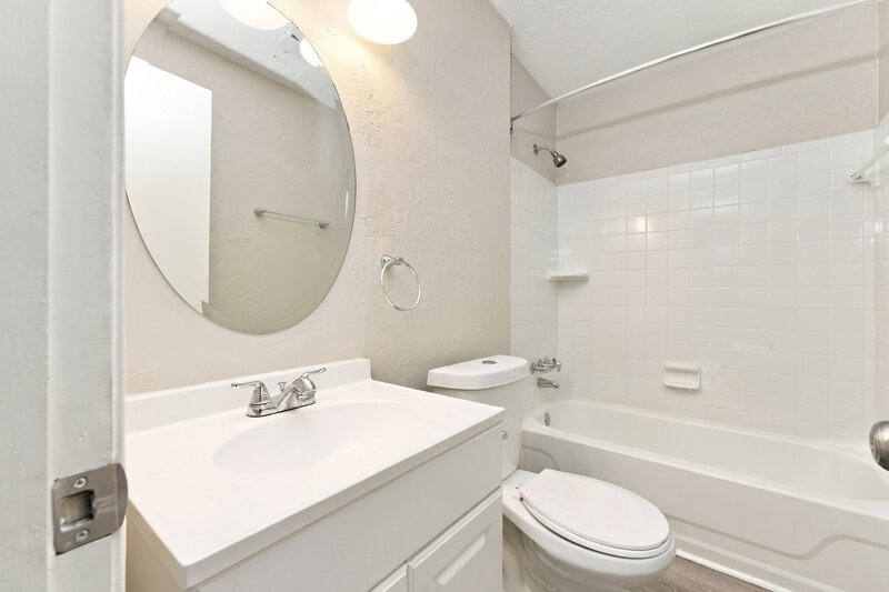 2,045/Mo, 4392 Hardwood Cir SW Lilburn, GA 30047 Bathroom View