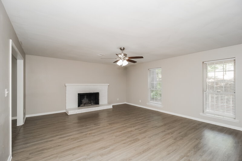 2,415/Mo, 3430 Riviera Dr Cumming, GA 30041 Living Room View