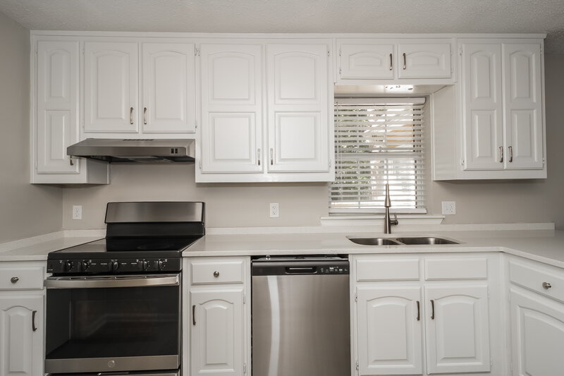 2,415/Mo, 3430 Riviera Dr Cumming, GA 30041 Kitchen View 2