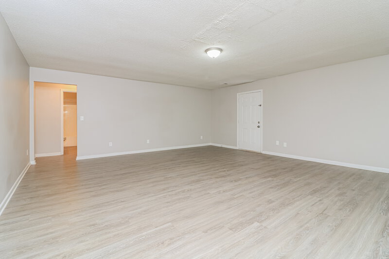 2,350/Mo, 2913 Crest Ridge Ct SW Marietta, GA 30060 Family Room View