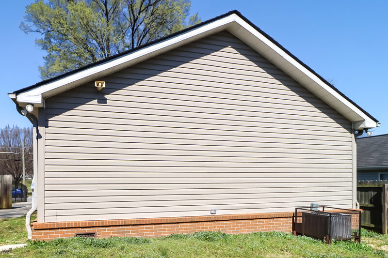 1,885/Mo, 32 Weyman Ave SW Atlanta, GA 30315 Rear View