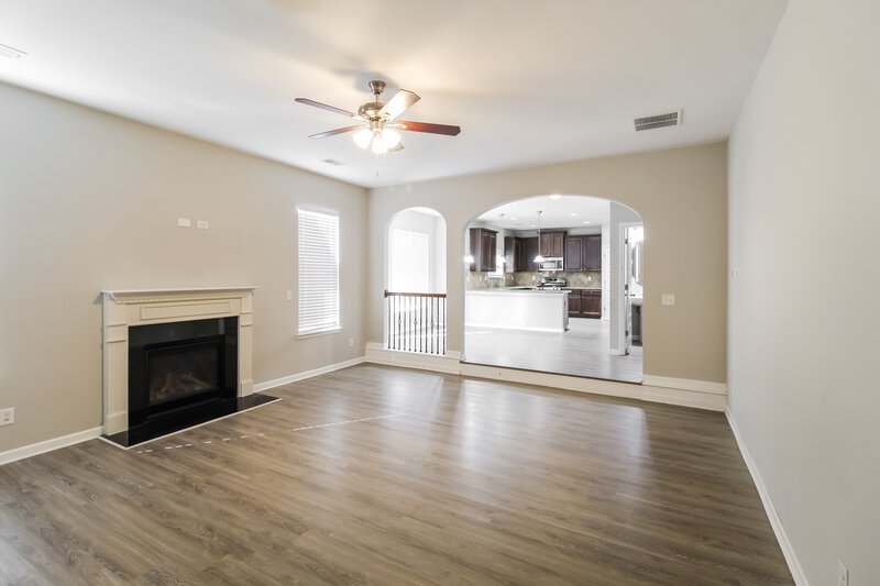 2,665/Mo, 1649 Stone Meadow Rd Lithonia, GA 30058 Living Room View 2