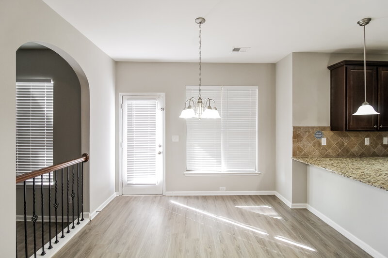 2,665/Mo, 1649 Stone Meadow Rd Lithonia, GA 30058 Dining Room View 2