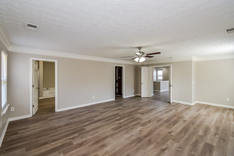 3,840/Mo, 485 Brookford Ct SW Atlanta, GA 30331 Living Room View