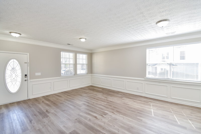 3,840/Mo, 485 Brookford Ct SW Atlanta, GA 30331 Family Room View