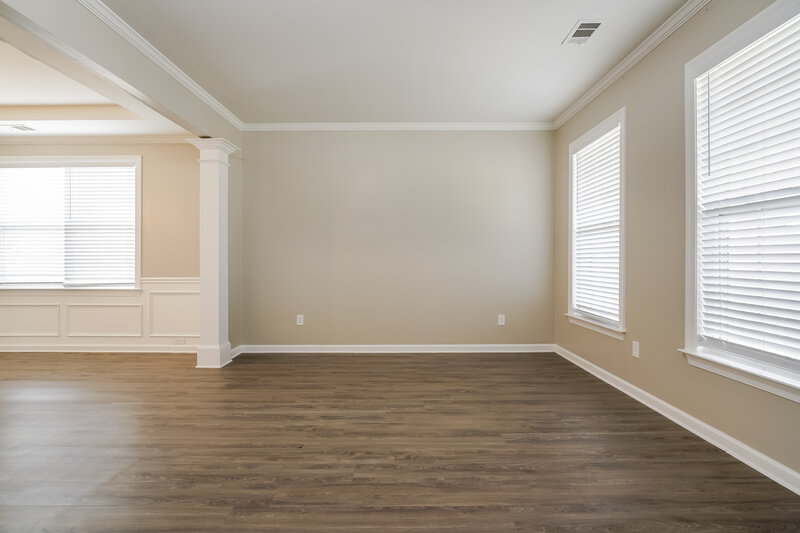 2,585/Mo, 231 Lakehill Way Douglasville, GA 30134 Sitting Room View