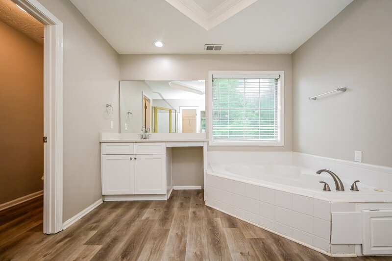 2,710/Mo, 135 Stratmore Pl Stockbridge, GA 30281 Main Bathroom View