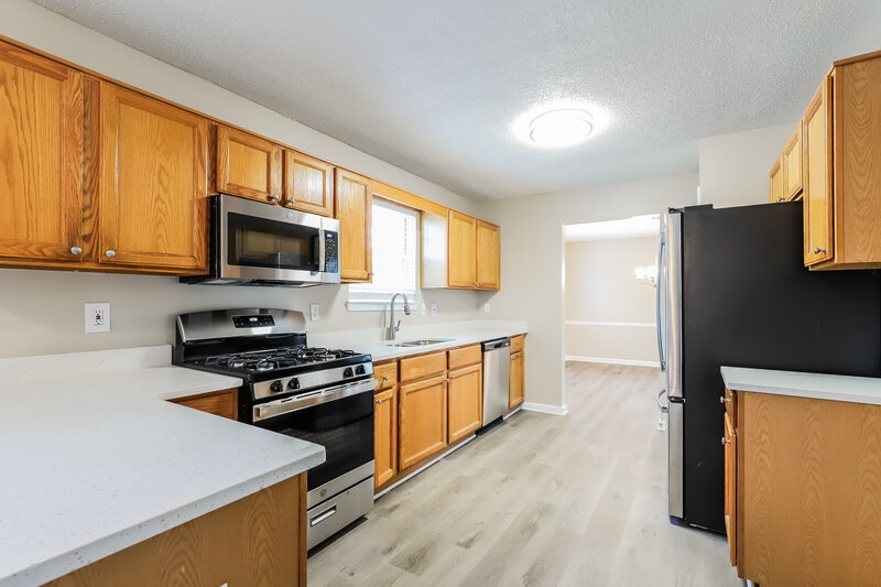 2,515/Mo, 6220 Weldon Dr Cumming, GA 30040 Kitchen View 2