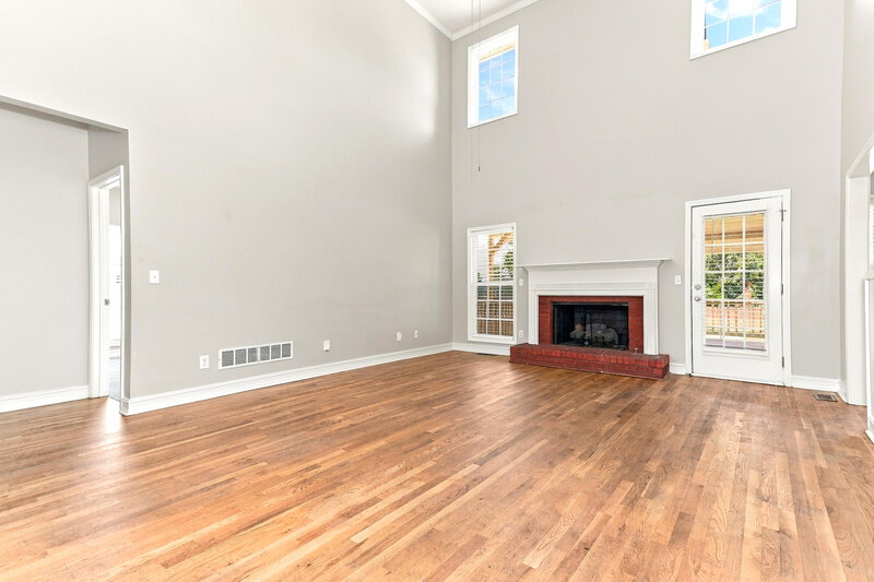 2,790/Mo, 4316 Gladys Ct McDonough, GA 30252 Living Room View 2
