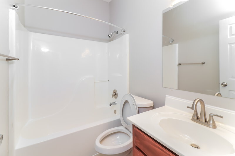3,970/Mo, 4316 Gladys Ct McDonough, GA 30252 Bathroom View