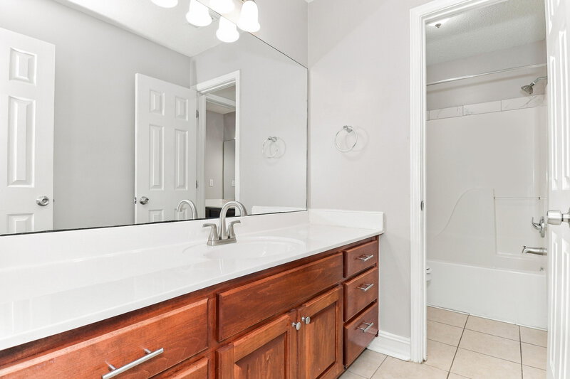 2,790/Mo, 4316 Gladys Ct McDonough, GA 30252 Bathroom View 2