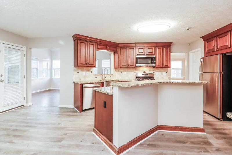 2,580/Mo, 115 French Village Blvd Sharpsburg, GA 30277 Kitchen View 2