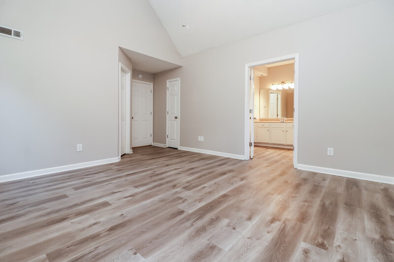 2,580/Mo, 115 French Village Blvd Sharpsburg, GA 30277 Main Bedroom View