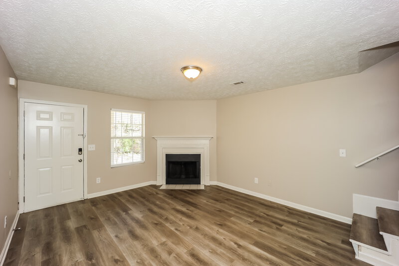 1,785/Mo, 6047 Twin Creeks Ct Riverdale, GA 30296 Living Room View 2