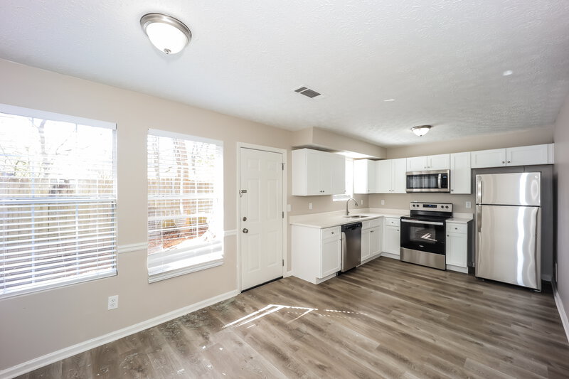1,785/Mo, 6047 Twin Creeks Ct Riverdale, GA 30296 Dining Room View