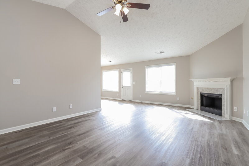 1,960/Mo, 5855 Meadowfield Trce Flowery Branch, GA 30542 Living Room View