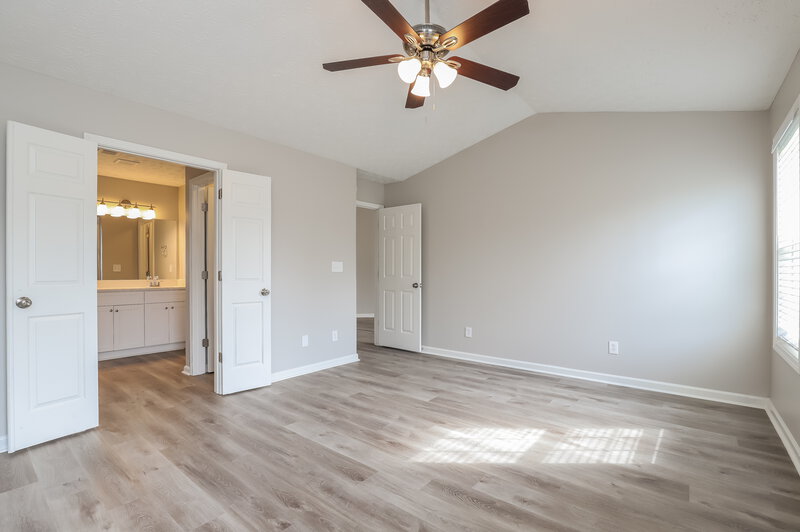 1,960/Mo, 5855 Meadowfield Trce Flowery Branch, GA 30542 Main Bedroom View