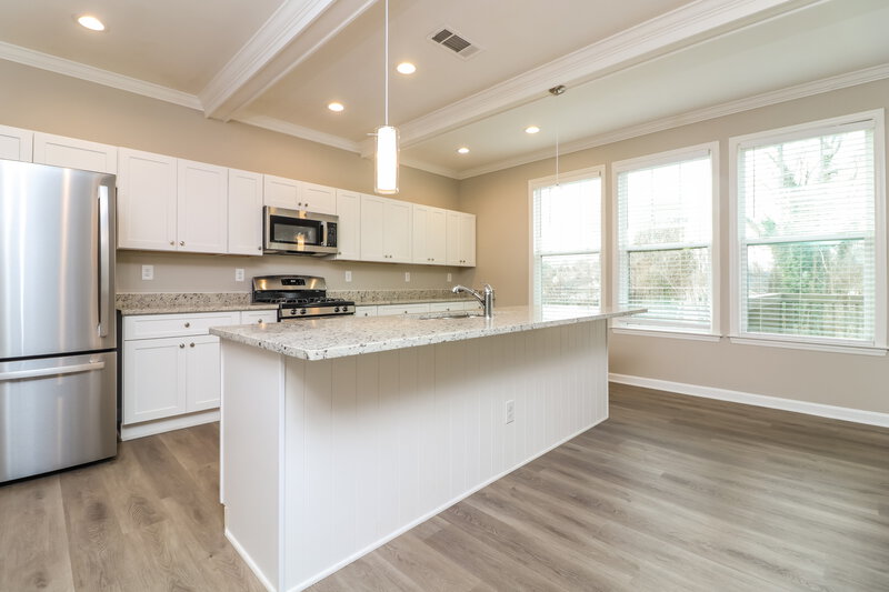 3,610/Mo, 2607 Church St NW Atlanta, GA 30318 Kitchen View 3