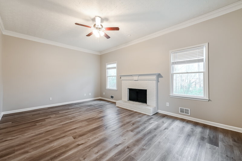 2,865/Mo, 1071 Cedar Bluff Trl SW Lilburn, GA 30047 Living Room View