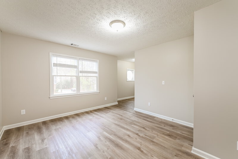 2,865/Mo, 1071 Cedar Bluff Trl SW Lilburn, GA 30047 Sitting Room View