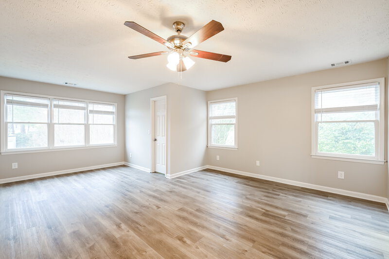 2,865/Mo, 1071 Cedar Bluff Trl SW Lilburn, GA 30047 Main Bedroom View 2