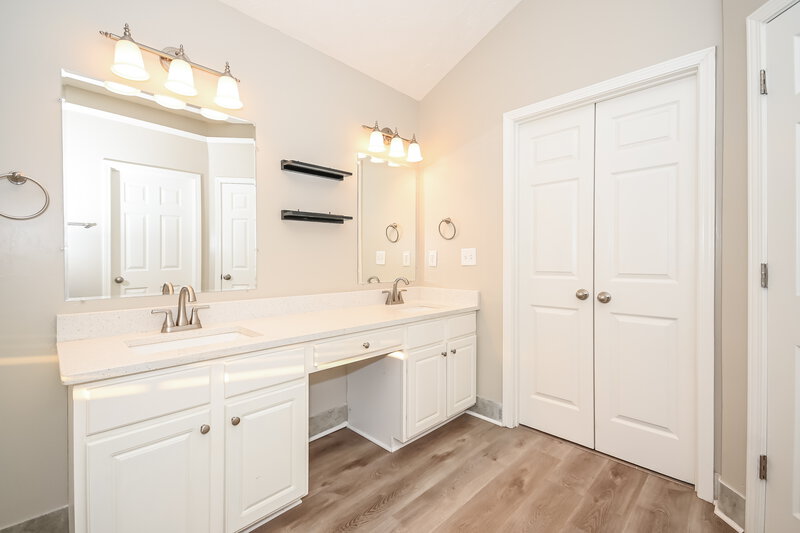 2,905/Mo, 2115 Grand Jct Alpharetta, GA 30004 Main Bathroom View