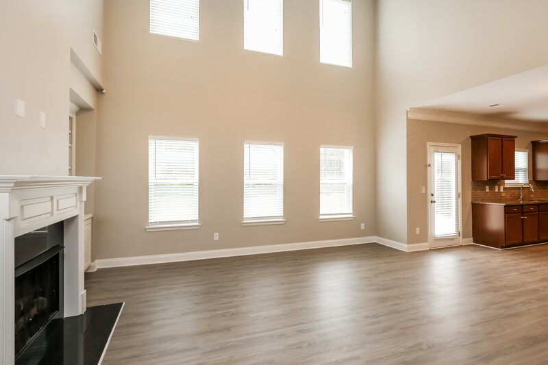 4,220/Mo, 3595 Fallen Oak Ln Buford, GA 30519 Living Room View