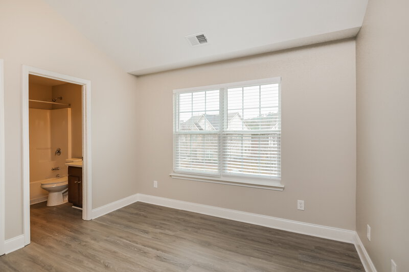 4,220/Mo, 3595 Fallen Oak Ln Buford, GA 30519 Bedroom View 2