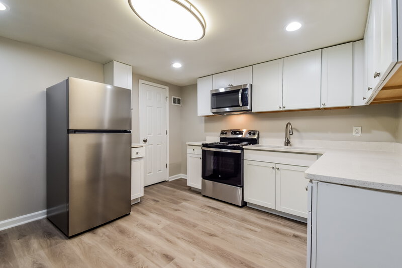 2,350/Mo, 1175 McDaniel St SW Atlanta, GA 30310 Misc View 4