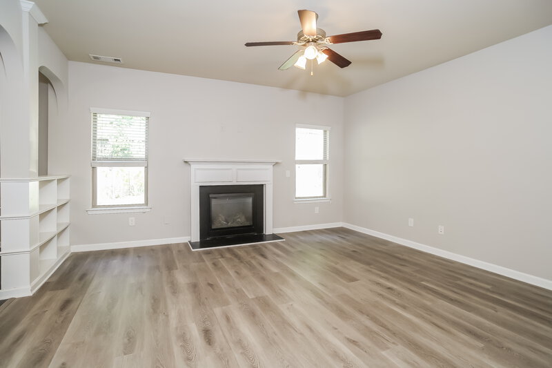 2,520/Mo, 128 Cleburne Pl Acworth, GA 30101 Living Room View 3