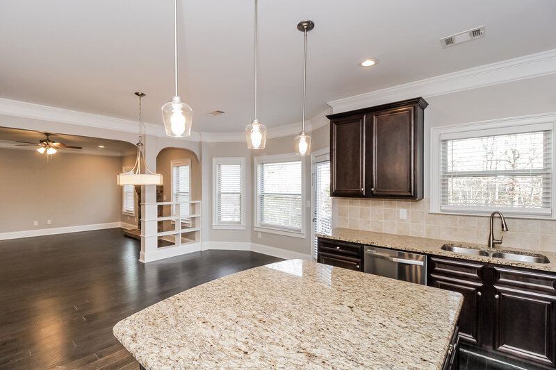 2,705/Mo, 125 Cleburne Pl Acworth, GA 30101 Kitchen View 2