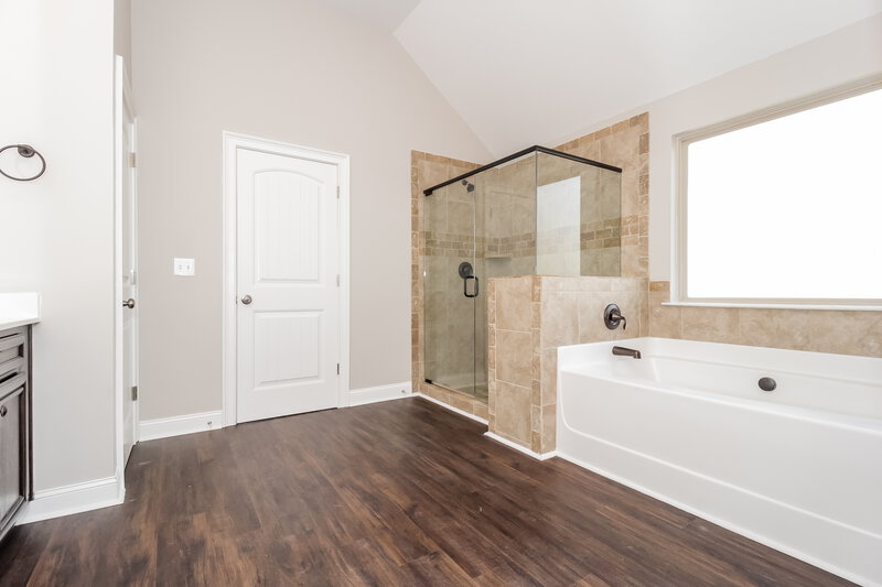 2,705/Mo, 125 Cleburne Pl Acworth, GA 30101 Main Bathroom View 2