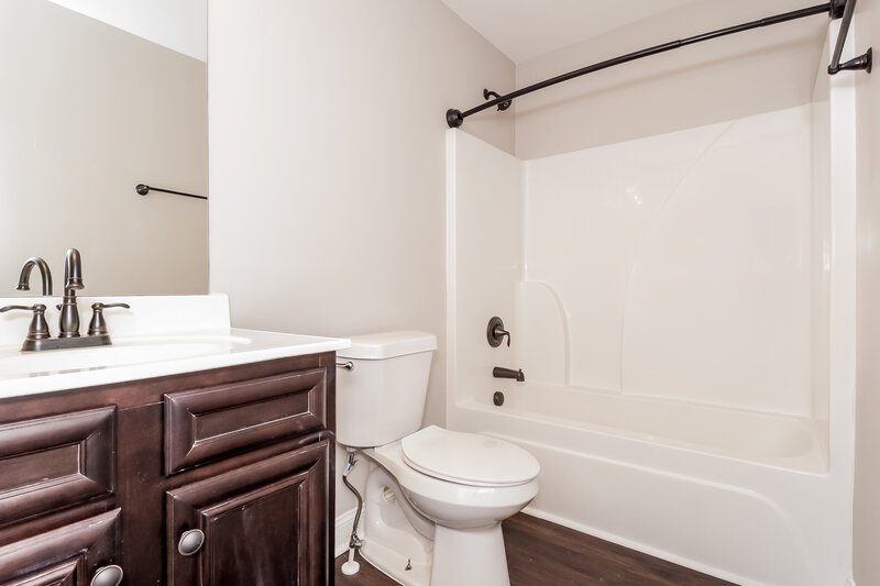 2,705/Mo, 125 Cleburne Pl Acworth, GA 30101 Bathroom View