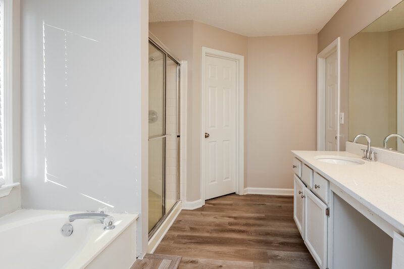 2,820/Mo, 4150 Ancroft Cir Norcross, GA 30092 Main Bathroom View