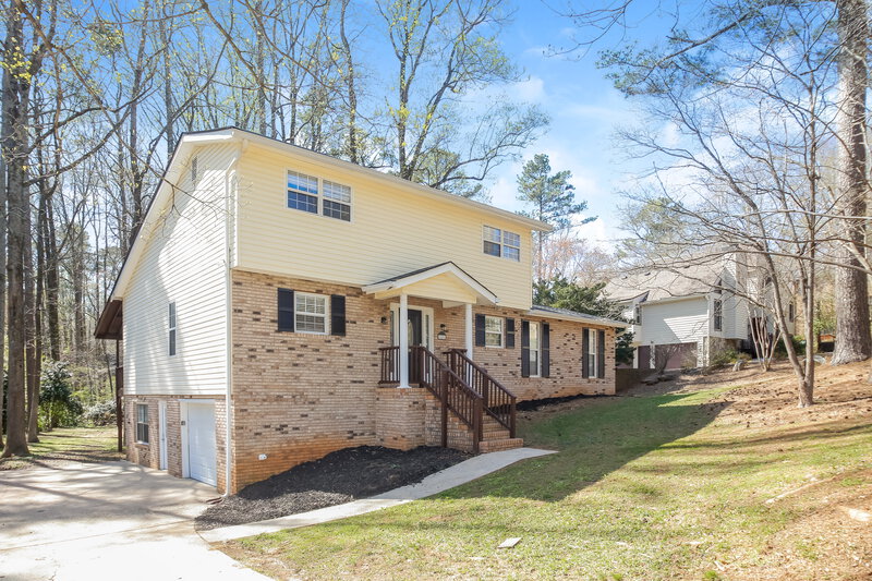 2,560/Mo, 340 Hermitage Ct SW Marietta, GA 30064 Front View