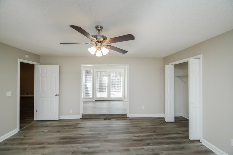 2,560/Mo, 340 Hermitage Ct SW Marietta, GA 30064 Main Bedroom View 2