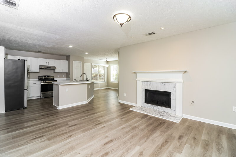 3,960/Mo, 2915 Dogwood Creek Pkwy Duluth, GA 30096 Living Room View 2