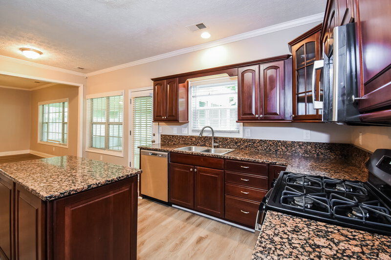 2,985/Mo, 2105 Caneridge Dr SW Marietta, GA 30064 Kitchen View