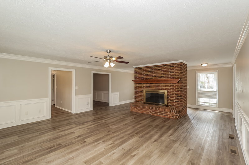 2,485/Mo, 1832 Walker Ridge Dr SW Marietta, GA 30064 Living Room View