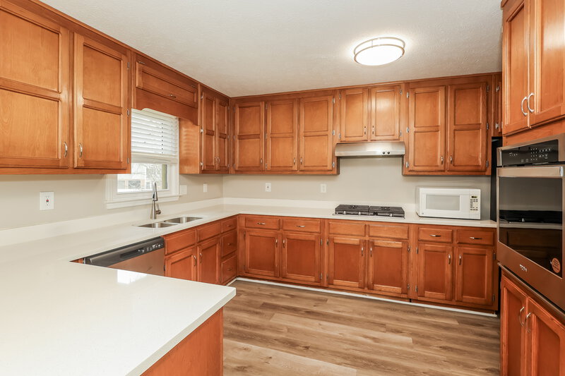 2,485/Mo, 1832 Walker Ridge Dr SW Marietta, GA 30064 Kitchen View