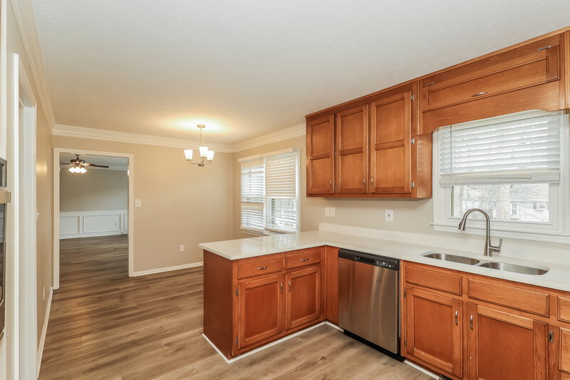 2,485/Mo, 1832 Walker Ridge Dr SW Marietta, GA 30064 Kitchen View 2