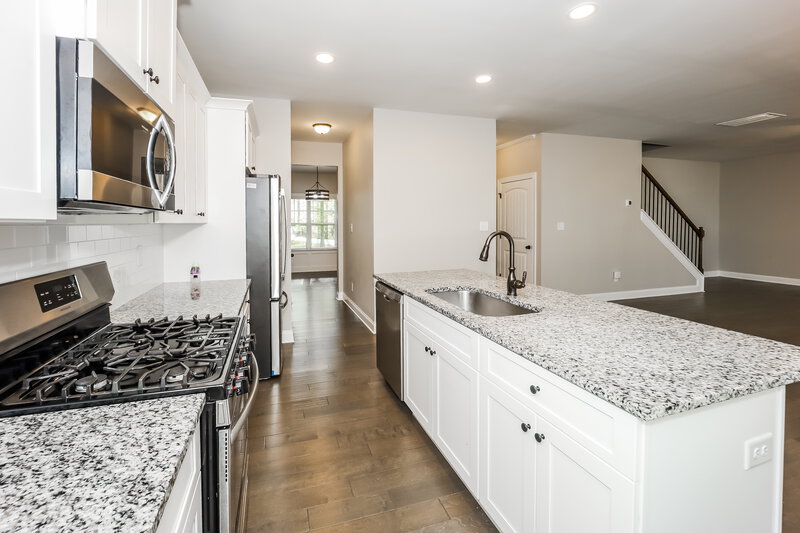 3,770/Mo, 102 Peyton Ct Senoia, GA 30276 Kitchen View 2