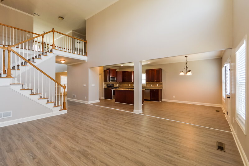 5,010/Mo, 90 Riverstone Dr Covington, GA 30014 Family Room View