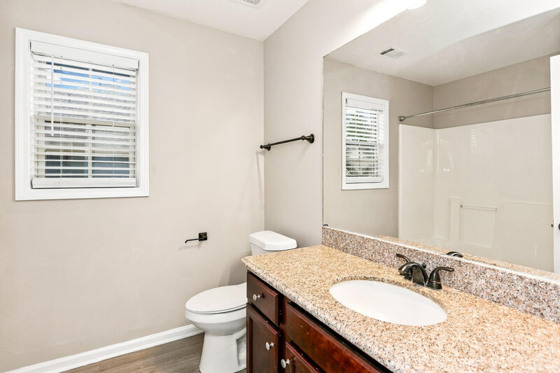 2,985/Mo, 90 Riverstone Dr Covington, GA 30014 Bathroom View