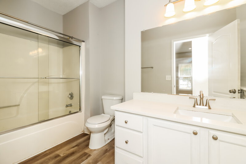 2,155/Mo, 4048 Golfview Ct Villa Rica, GA 30180 Bathroom View