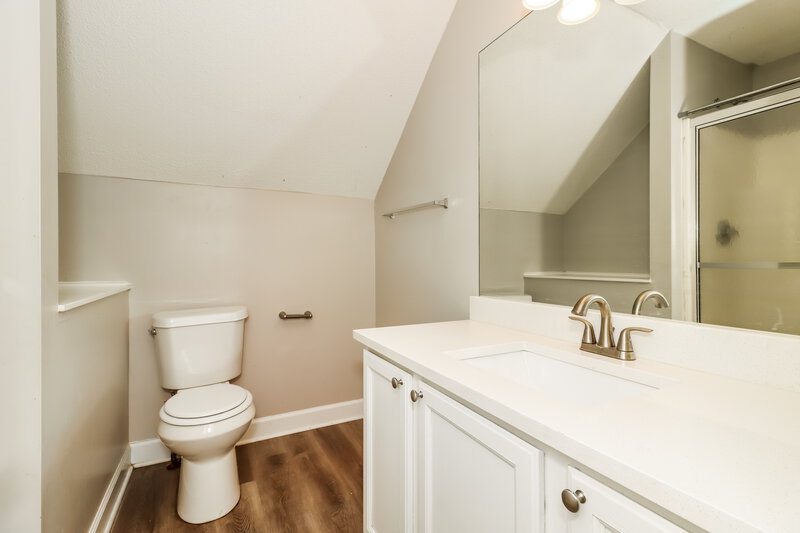2,155/Mo, 4048 Golfview Ct Villa Rica, GA 30180 Bathroom View 2